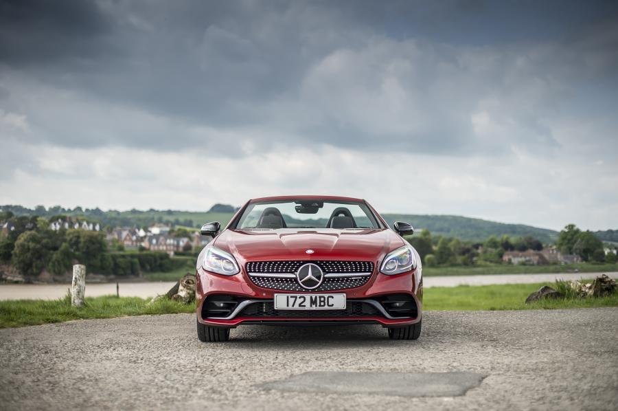  Mercedes-AMG SLC43 2016 года  (UK) (фото 27 из 30)